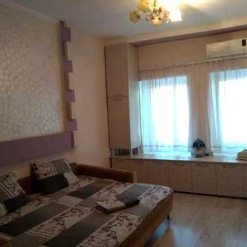 Двокімнатні квартира по вул. Михайлівській, др Центру 10 звилин