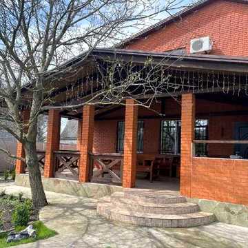Сдается дом с.Партизанском  река, лес, 2 вида отопления .