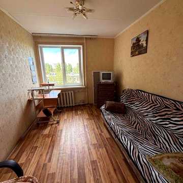Продам 3 комнатную квартиру на Королёва( газовый дом)