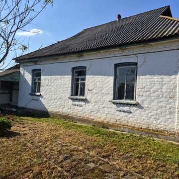 Продаж будинку в селі Іваньки