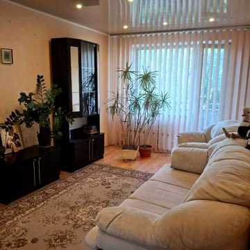 Продается 4 комнатная квартира по ул. Спасская ( Саксаганский район)