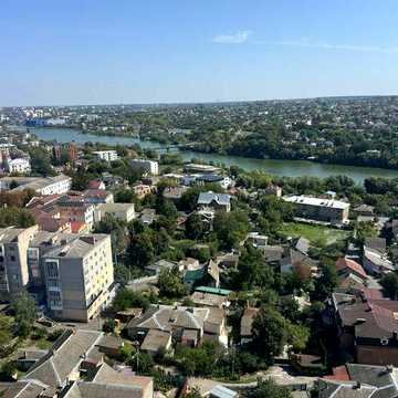 Здається 3х кімнатна квартира в центрі