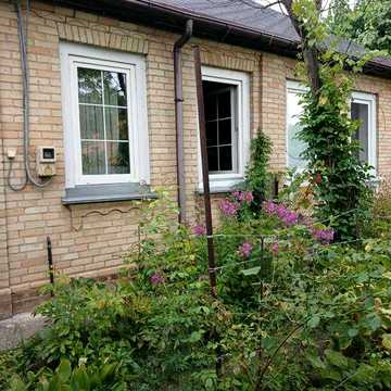 Здається частина будинку в районі Зеленої.