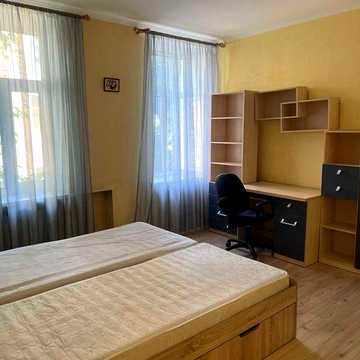 Здається кімната в 4к. квартирі, Поділ, Андріївський узвіз