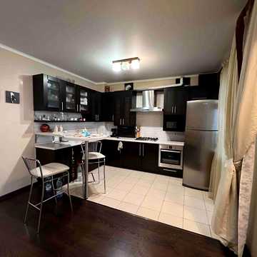 Аренда трехкомнатной шикарной квартиры в новом доме в Лесках