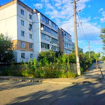 Оренда двокімнатної квартири 15 хв пішки від центру міста