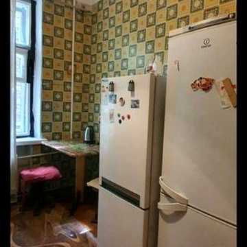 Продажа квартиры  в районе футбольного клуба (ул. 12 апрегя)