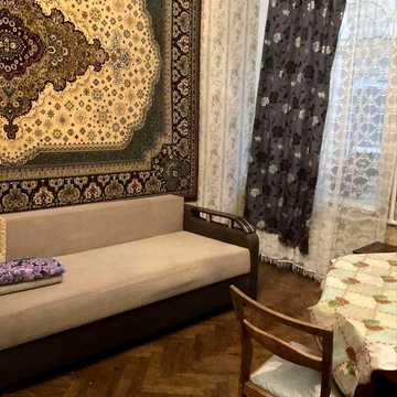 Срочно  комната в комуне МАРАЗЛИЕВСКАЯ/ Успенская можно С Кошкой