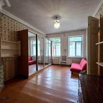Оренда частини будинку в центральній частині міста
