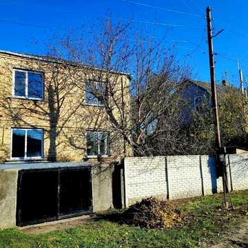 Оренда цегляного двоповерхового будинку з ділянкою, Київська, Фастівський, Борова, в. Яблунева