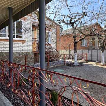 Продам приватний будинок в місті Ізюм