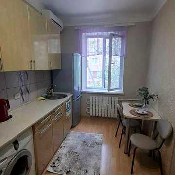В Харкові продам 1 кімнатну квартиру.