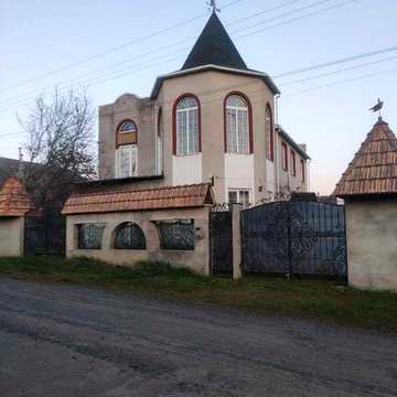 Новинка на рынке недвижимости  - коттедж в безопасном пригороде Харькова