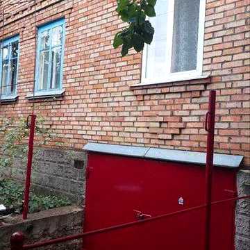 Продам будинок у районі Інституту(за дитсадком номер 8)