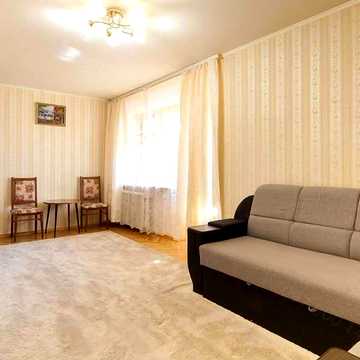 Оренда 3к квартири метро Лівобережна