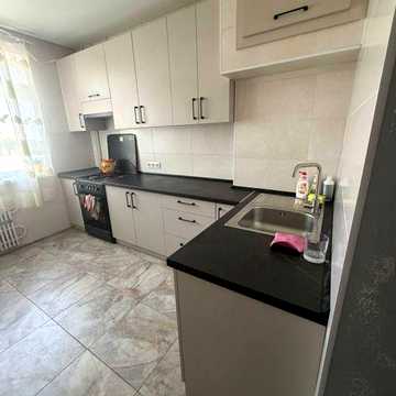 Здається 3-кімнатна квартира Малий ринок, вул. Запорізька