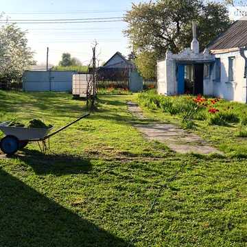 Продаж 3к Дім Незалежності вулиця