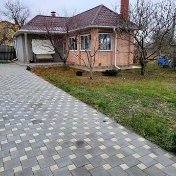 будинок з землею