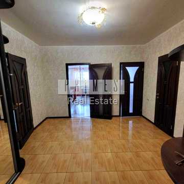 Продаж 2 кімн квартири Берестейський проспект 6 поверх ГЕНЕРАТОР