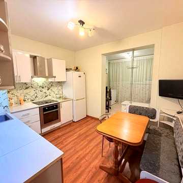 Продам квартиру з паркінгом ЖК Радужний . Держпрограми. (361-951) ЖК «Радужный-2»