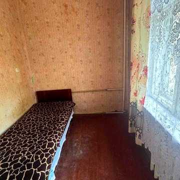 Продам 2-кімнатну квартиру на вул. Сагайдачного, 7