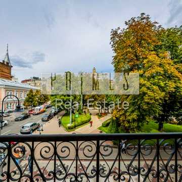 Лисенка вул., 2-А