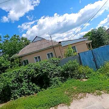 Будинок з зручностями