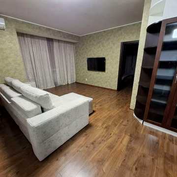 Здається трикімнатна квартира 70.5 м.кв в  с.Гатне  ЖК Фемелі
