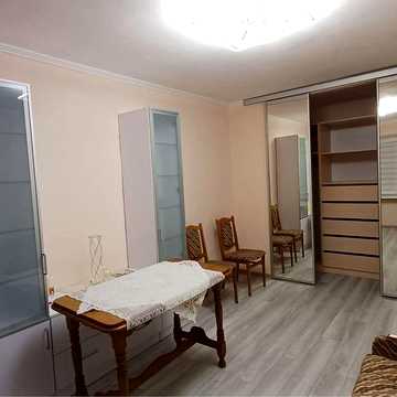 Продається 1 кімнатна квартира в центрі м. Долина