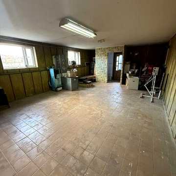 Продам два дома на одном участке
