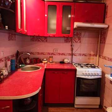 Продается двухкомнатная квартира на Черёмушках ( р-н Зори)
