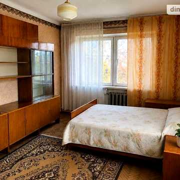 Продаж 1к Квартира Степана Бандери вулиця