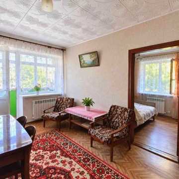 Продам 2-комнатную квартиру на 2-ом этаже. Соцгород