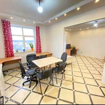 Сдам просторную 2-комнатную квартиру в Петропавловской Борщаговке