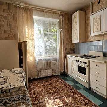 продам 2 к квартиру на Тополі 1