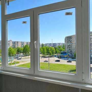 Продам 1-кімнатну квартиру на проспекті  М. Лушпи