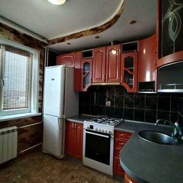 Продам 2-кімнатну квартиру на Г. Крут