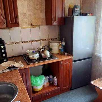 2-кім в Центрі біля ринку