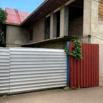 Продам будинок вул.Невського з ділянкою 2,5 сотки