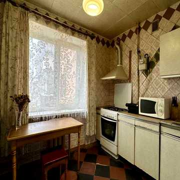 Продаж 4 кім квартири 89 м2 3/5 пов Розділ. кім р-н Фурманова №8561