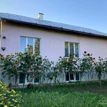 ПРОДАЖ/2-житлові будинки/центральна частина Стрия
