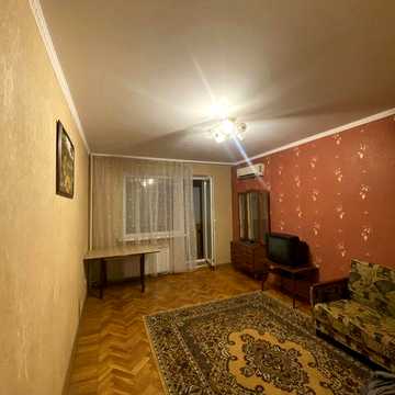 Сдается 1 комнатная квартира 4/9 этаж, ул. В. Украинца, пески