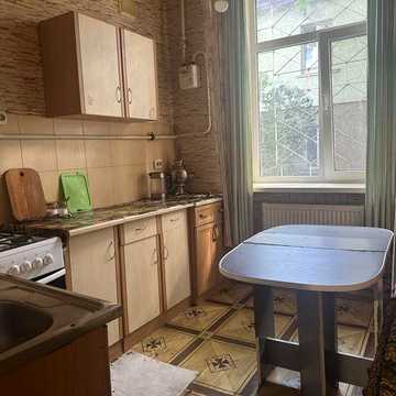 Здам 2-х кімнатну квартира по вул. Старовільська (Центр)