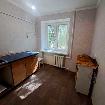 Продається 1кк. пр.Міра 70а