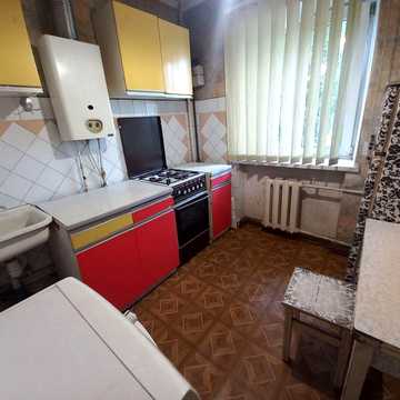 сдам Терешковой/ Комарова 1но комнатную квартиру