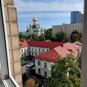 Продам простору відову 2-кім. квартиру Пимоненка, 5