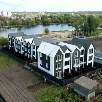 Таунхаус біля озера. 4 км від Києва. 100 м². Акційна ціна