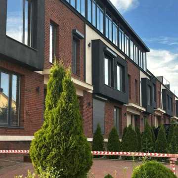 Оренда 4 квмнатного Тауна  В  ХОРОШОМУ РАЙОНІ   ОМУ РАЙОНІ