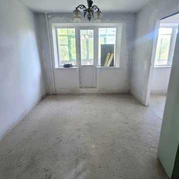 Продаж 3к квартири біля Критого ринку.