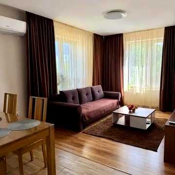 Здається терміново 2 кім + хол кухня студія кВ, центр